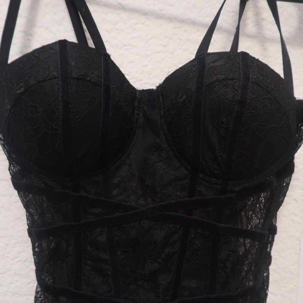 Sexy Black with Straps Bodice